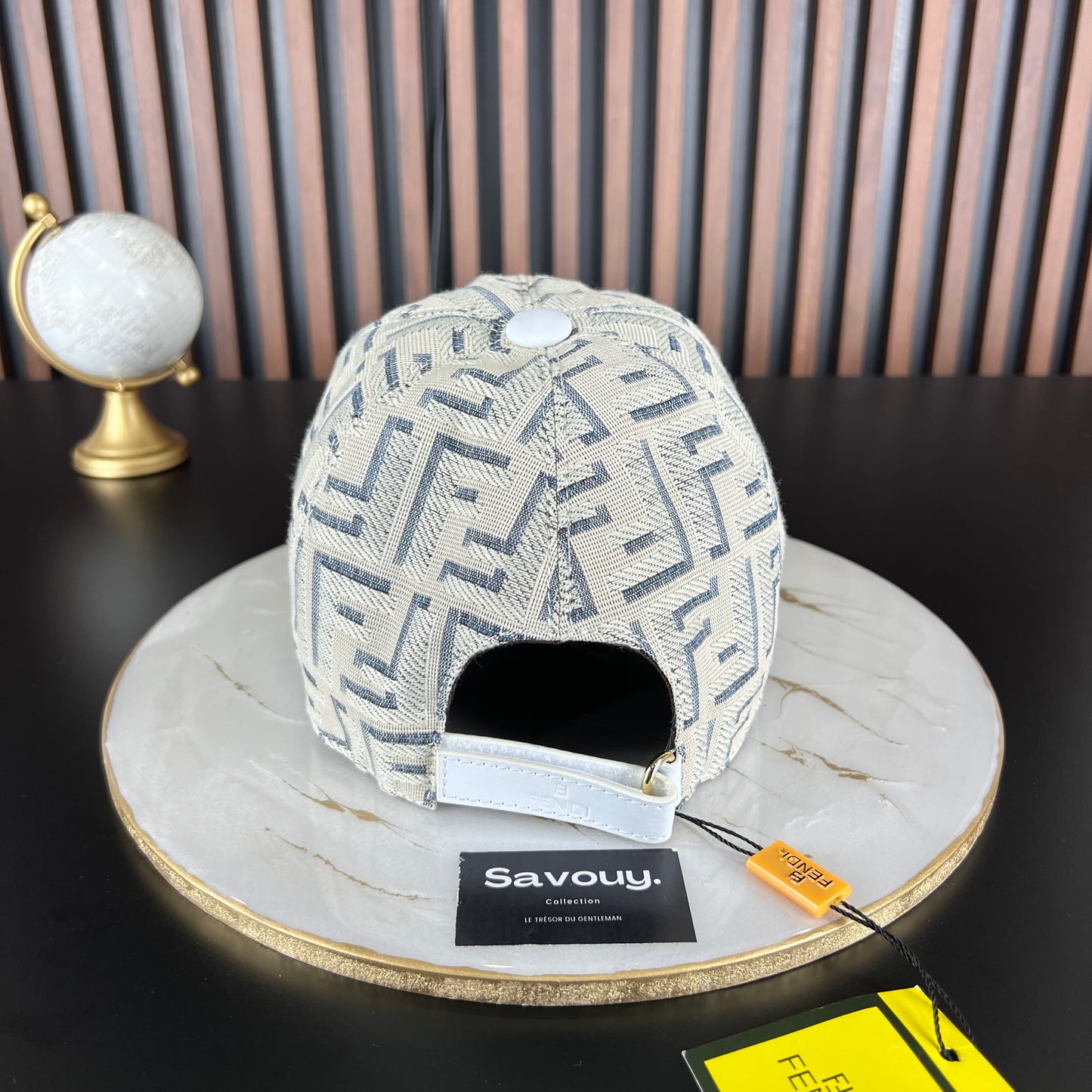 CASQUETTE FENDI QUALITÉ SUPÉRIEURE F102