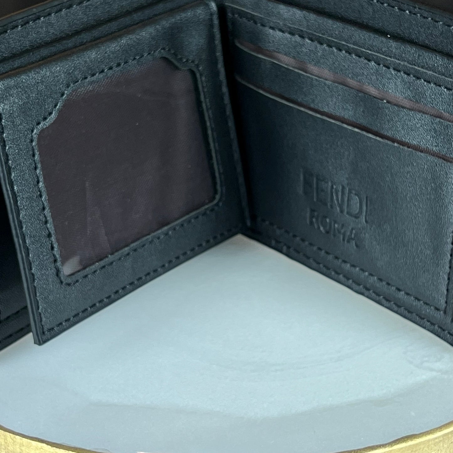 PORTE FEUILLE FENDI QUALITÉ SUPÉRIEURE