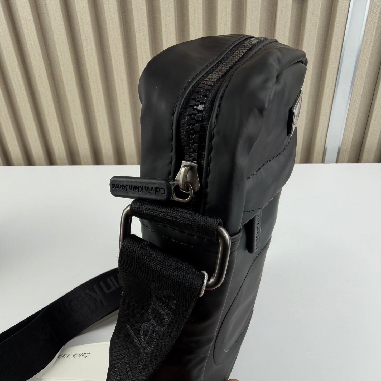SACOCHE CALVIN KLEIN QUALITÉ SUPÉRIEURE C168