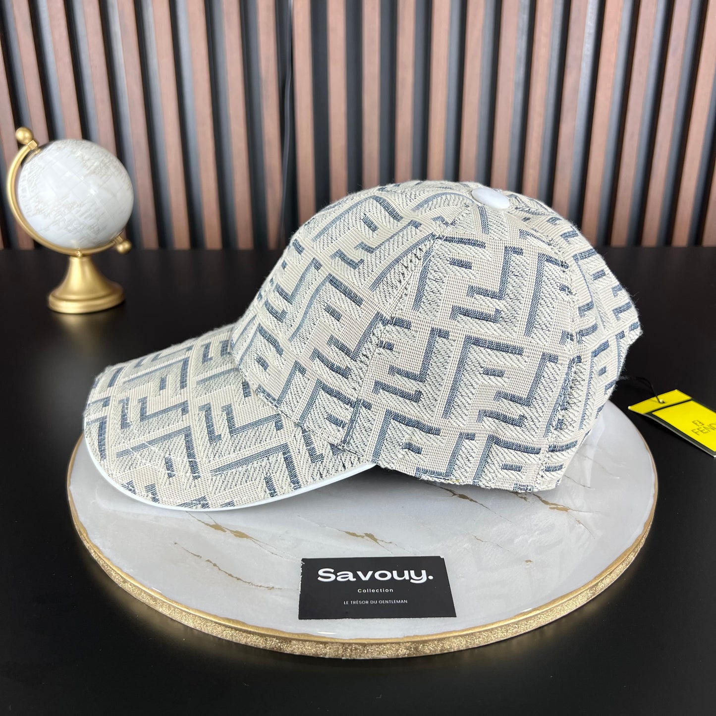CASQUETTE FENDI QUALITÉ SUPÉRIEURE F102