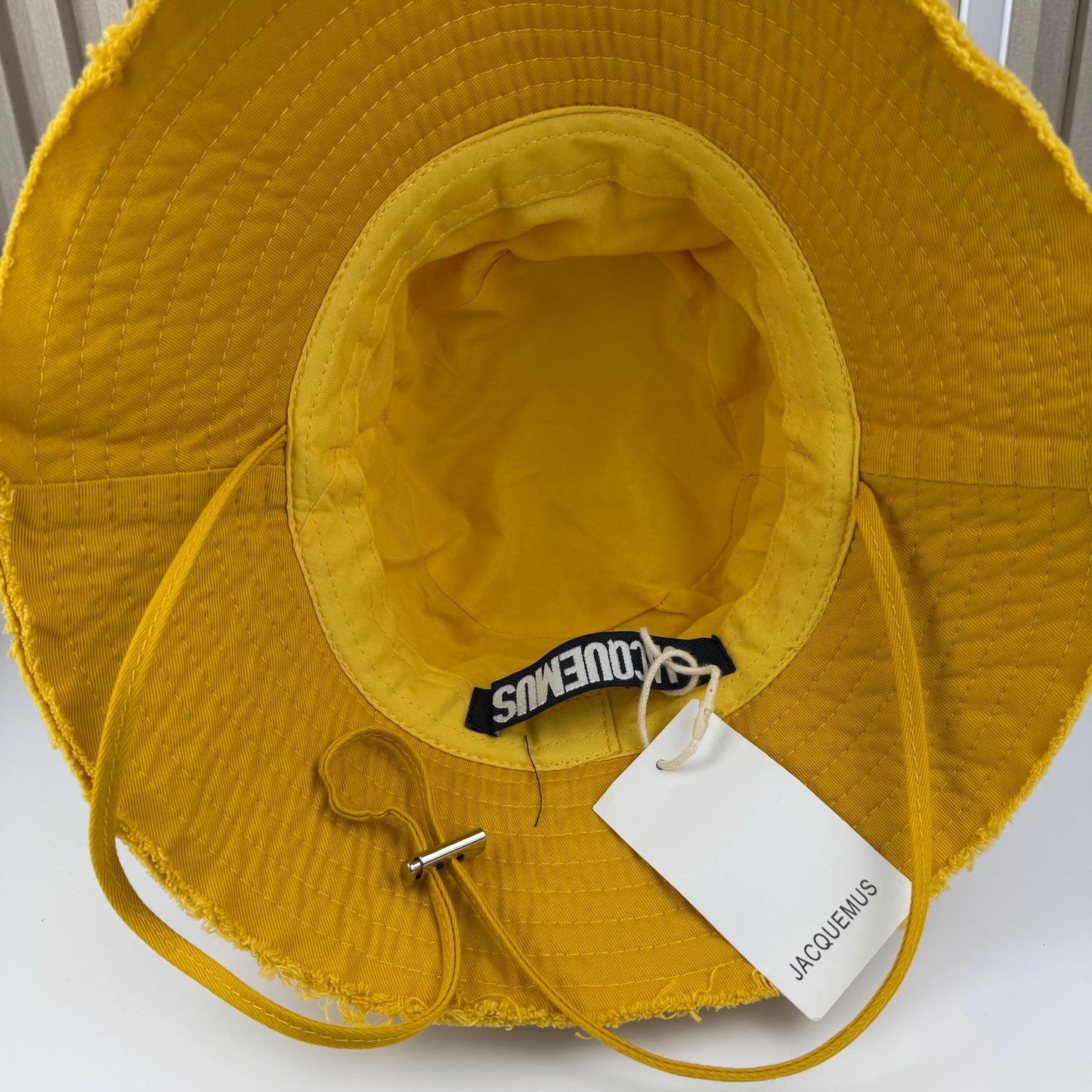 CHAPEAU BOB JACQUEMUS QUALITÉ SUPÉRIEURE JQ122