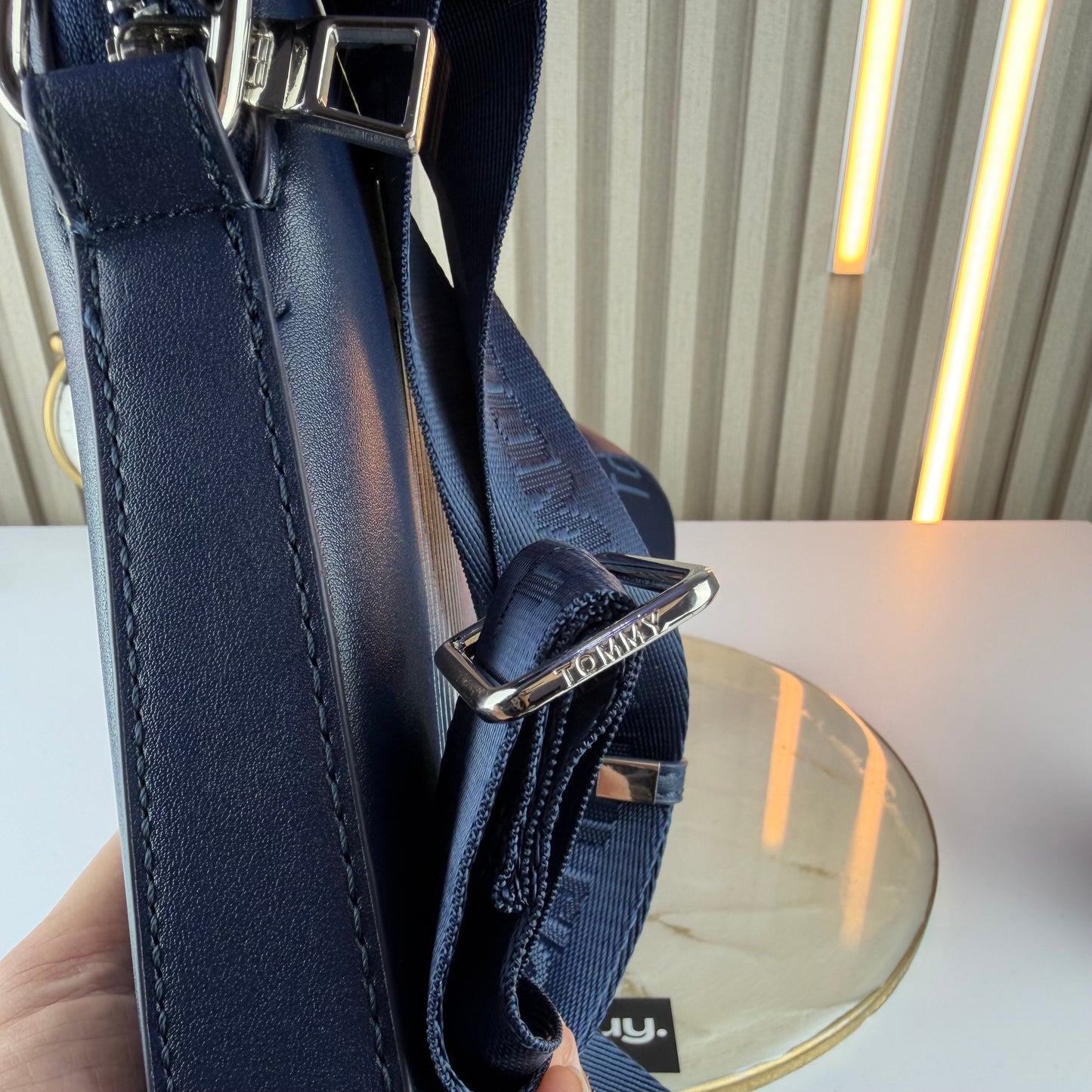 SACOCHE TOMMY QUALITÉ SUPÉRIEURE T150
