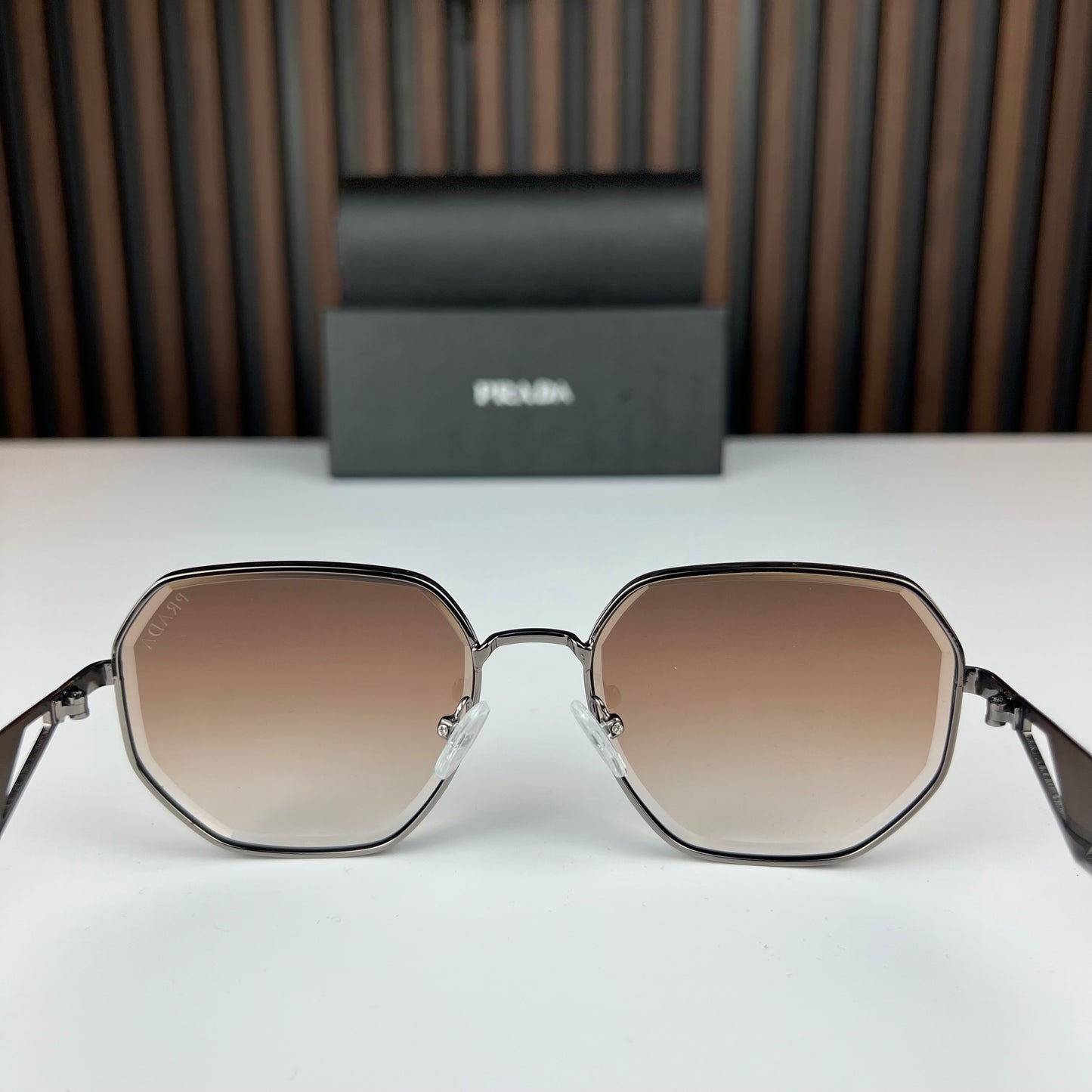 LUNETTE PRADA UV400 P22