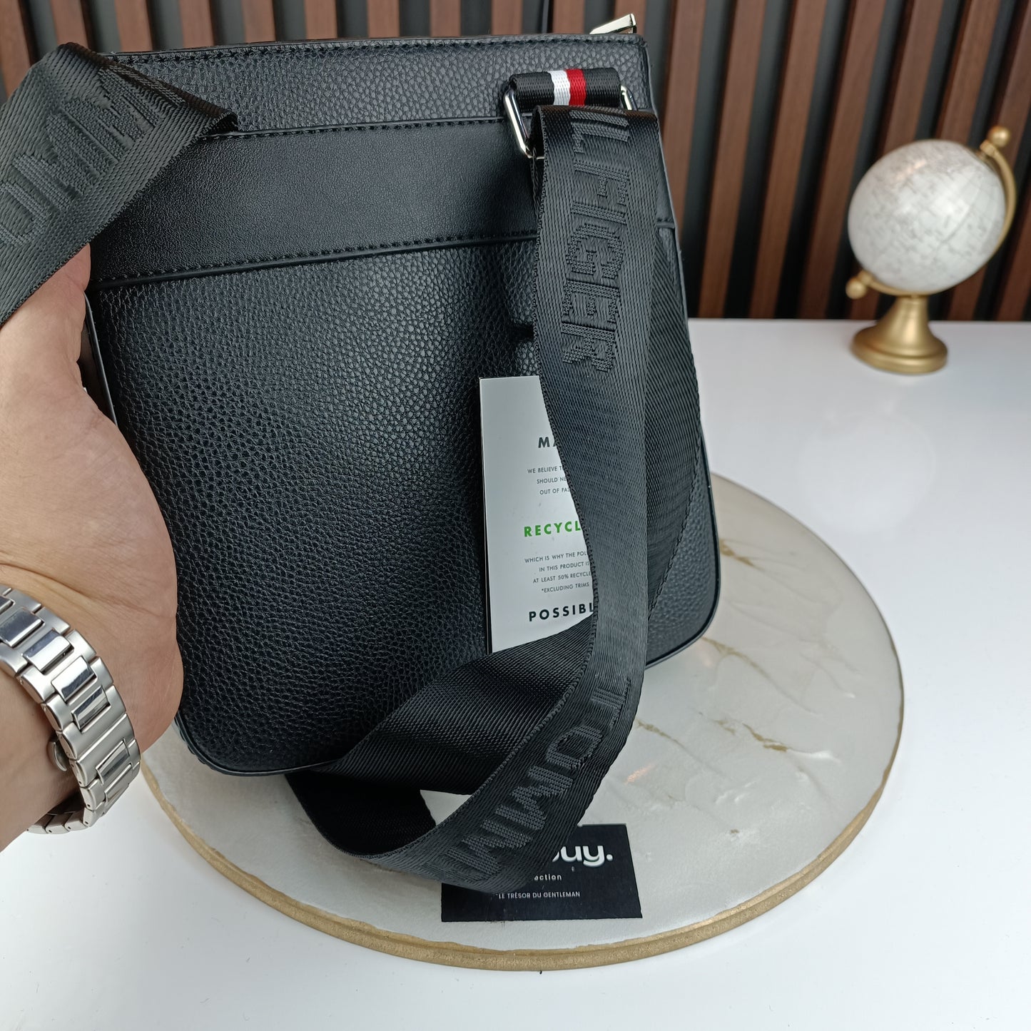 SACOCHE TOMMY QUALITÉ SUPÉRIEURE T144