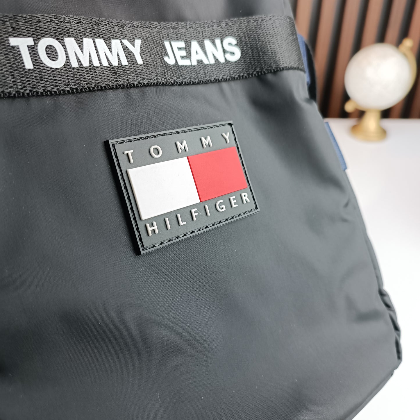 SACOCHE TOMMY QUALITÉ SUPÉRIEURE T143