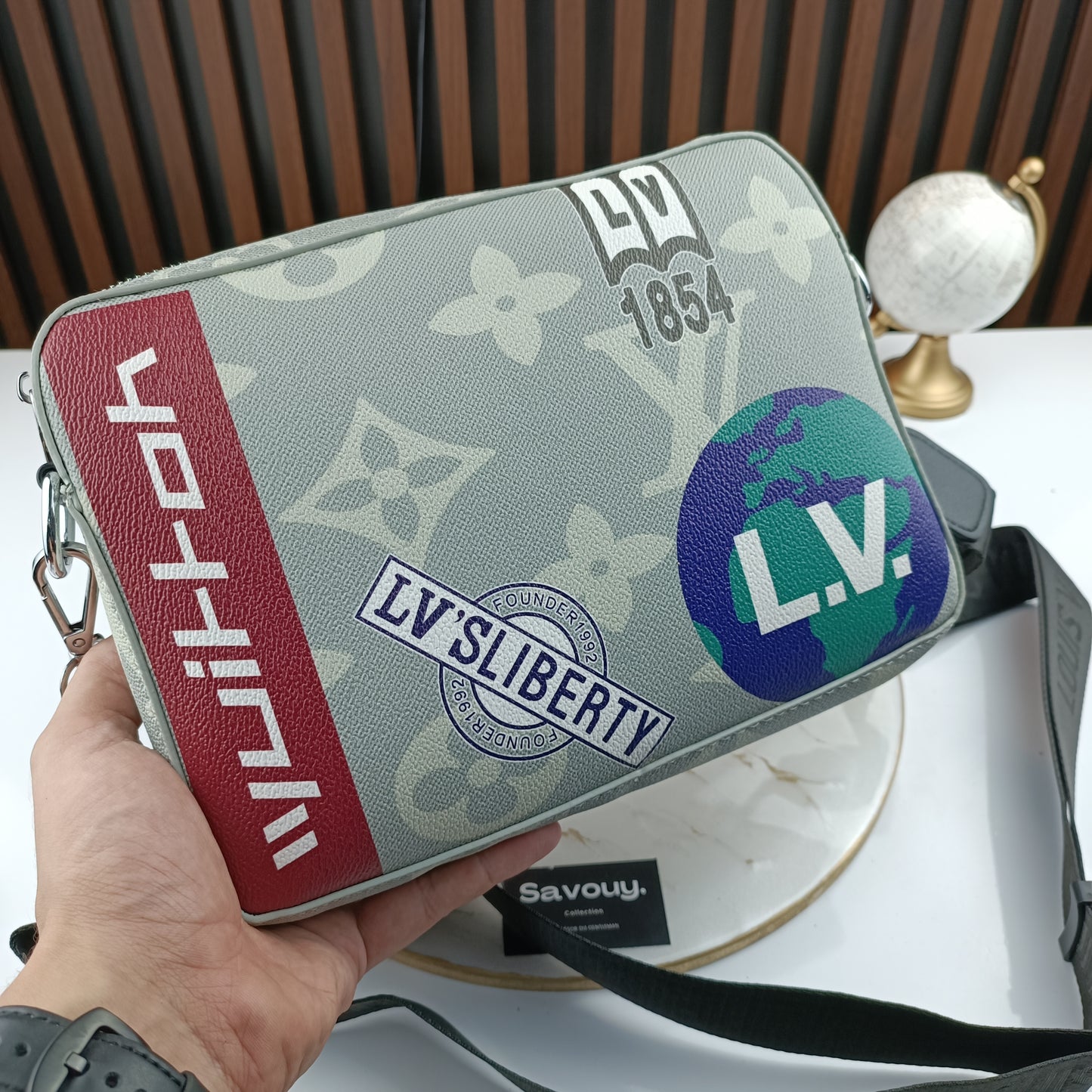SACOCHE LV QUALITÉ SUPÉRIEURE L137