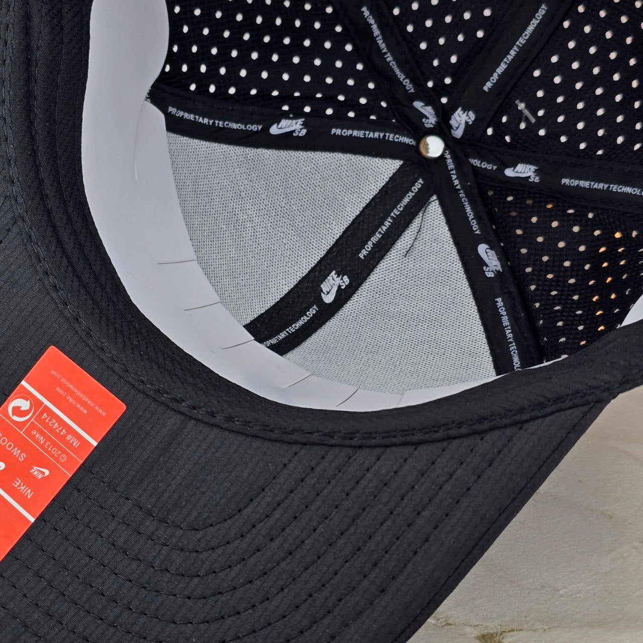 CASQUETTE NIKE PARIS FLAT BRIM HAUTE QUALITÉ K182