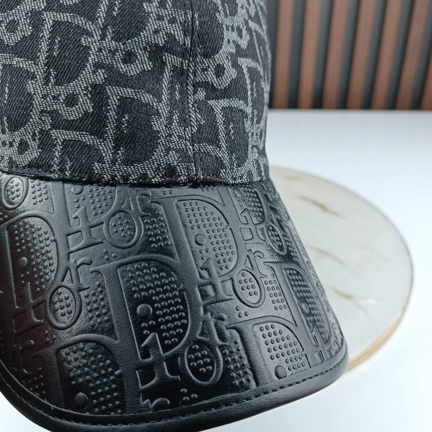 CASQUETTE DIOR QUALITÉ SUPÉRIEURE D132