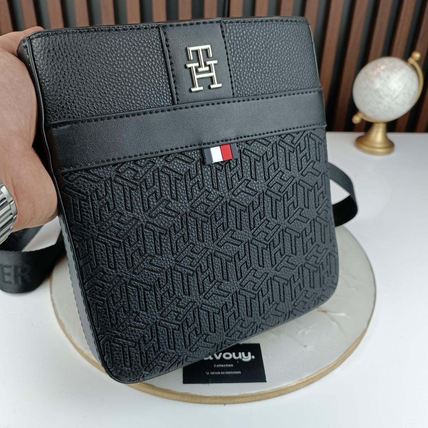 SACOCHE TOMMY QUALITÉ SUPÉRIEURE T144