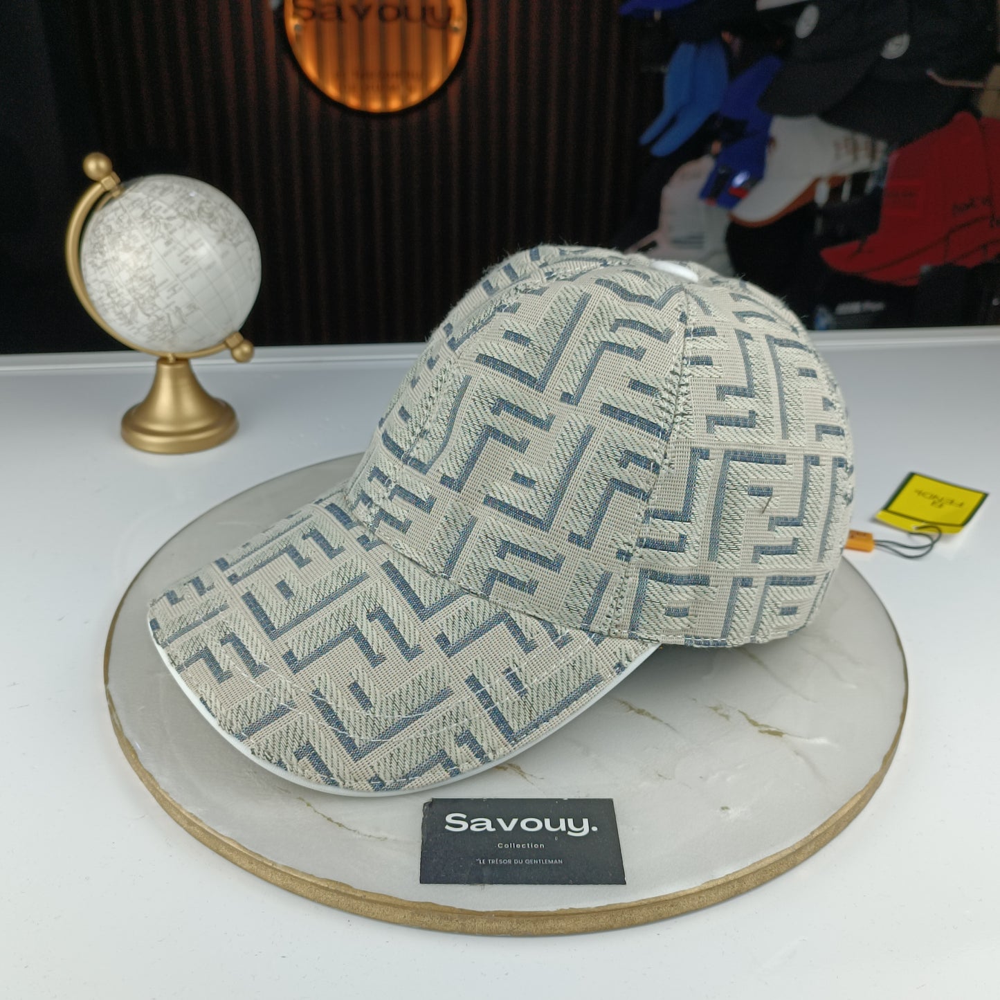 CASQUETTE FENDI QUALITÉ SUPÉRIEURE F102