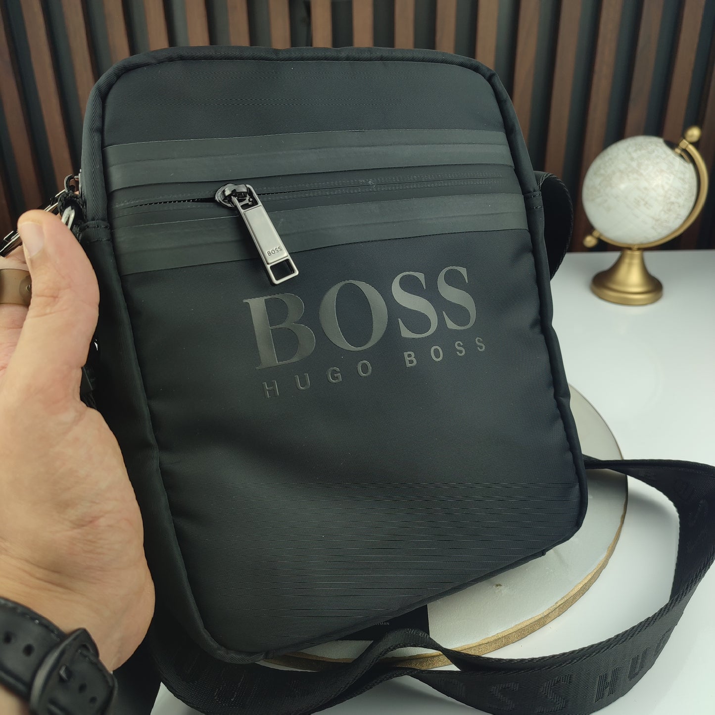 SACOCHE BOSS QUALITÉ SUPÉRIEURE B147