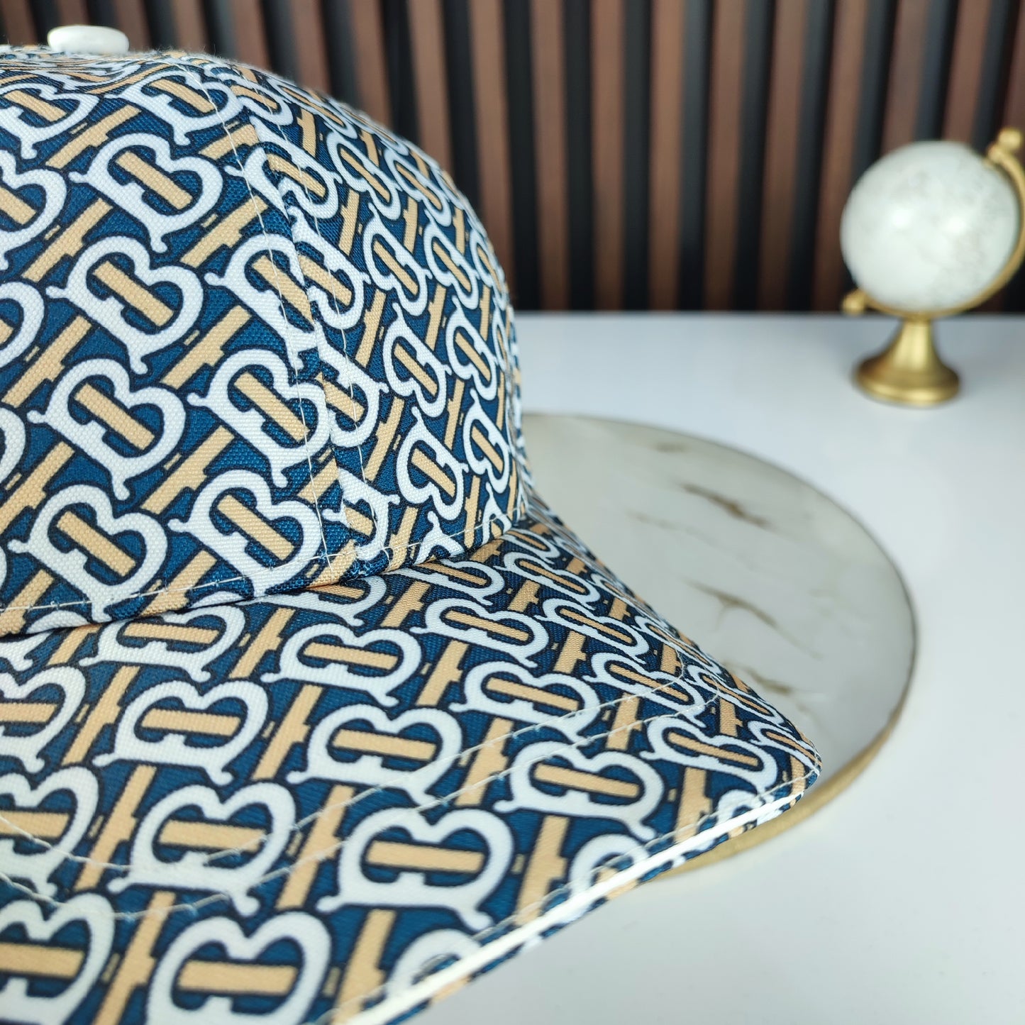 CASQUETTE BURBERRY QUALITÉ SUPÉRIEURE B118