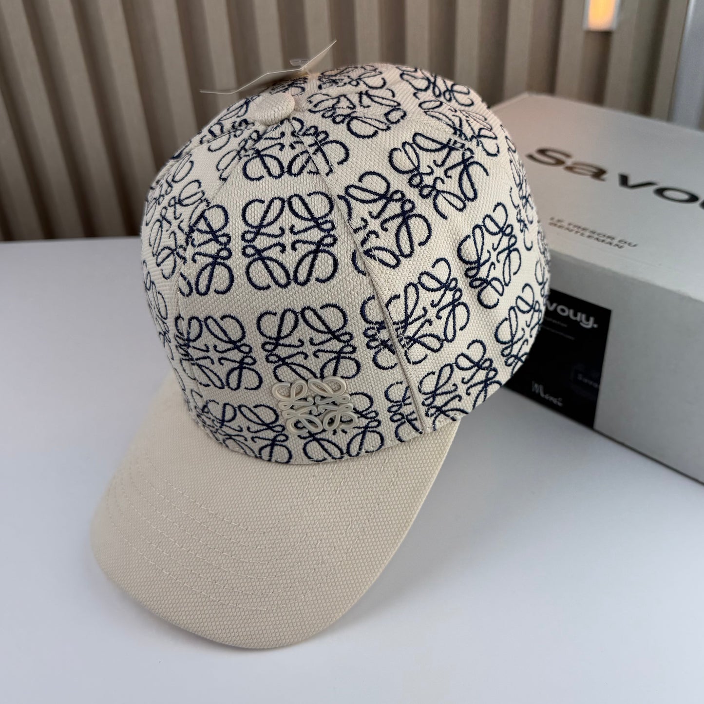 CASQUETTE LOEWE HAUTE QUALITÉ W117