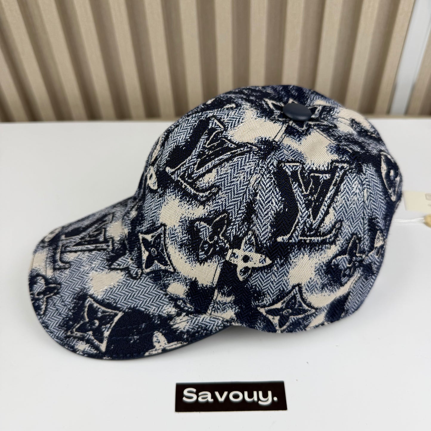 CASQUETTE LV MNG QUALITÉ SUPÉRIEURE L225