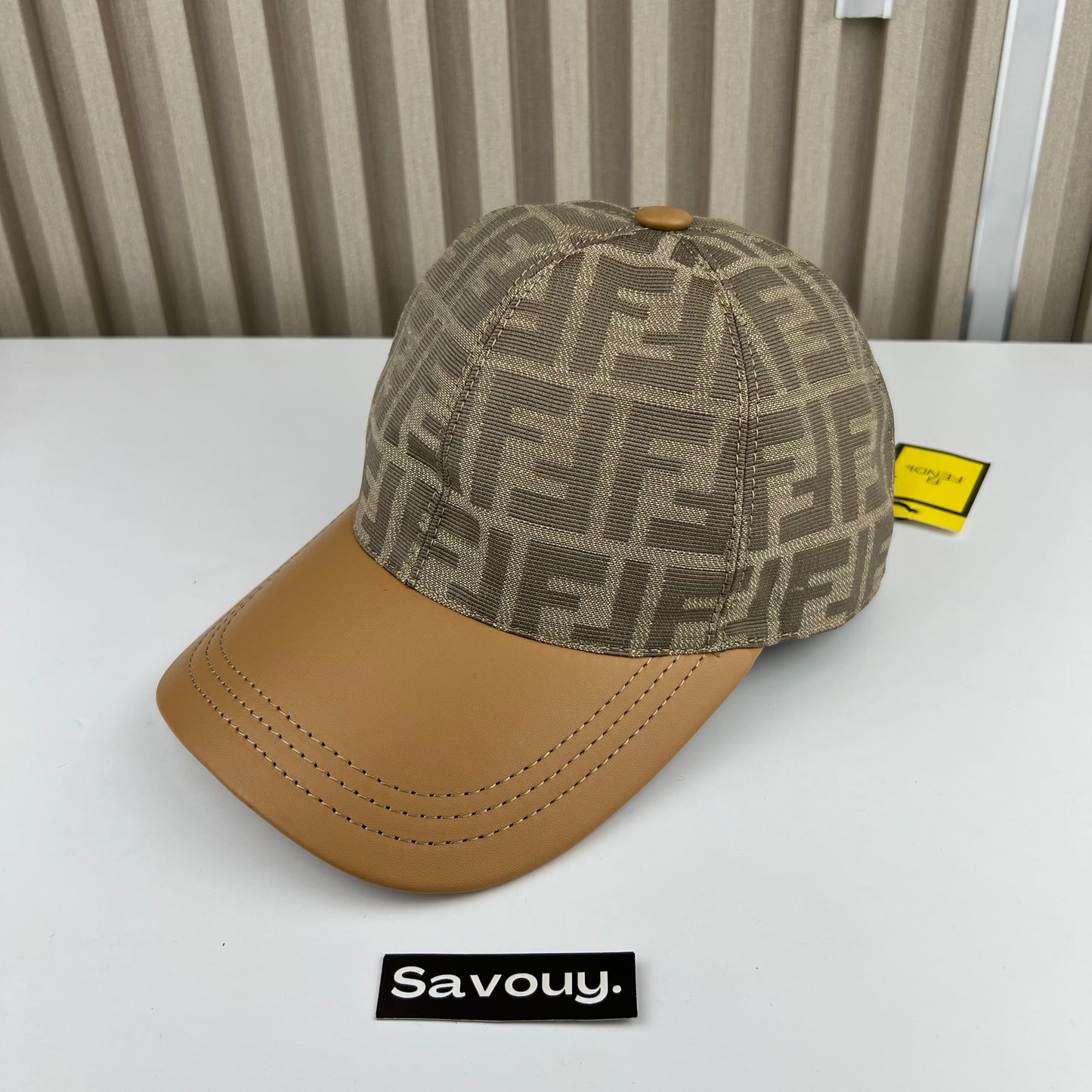 CASQUETTE FENDI 2 TONS QUALITÉ SUPÉRIEURE F123