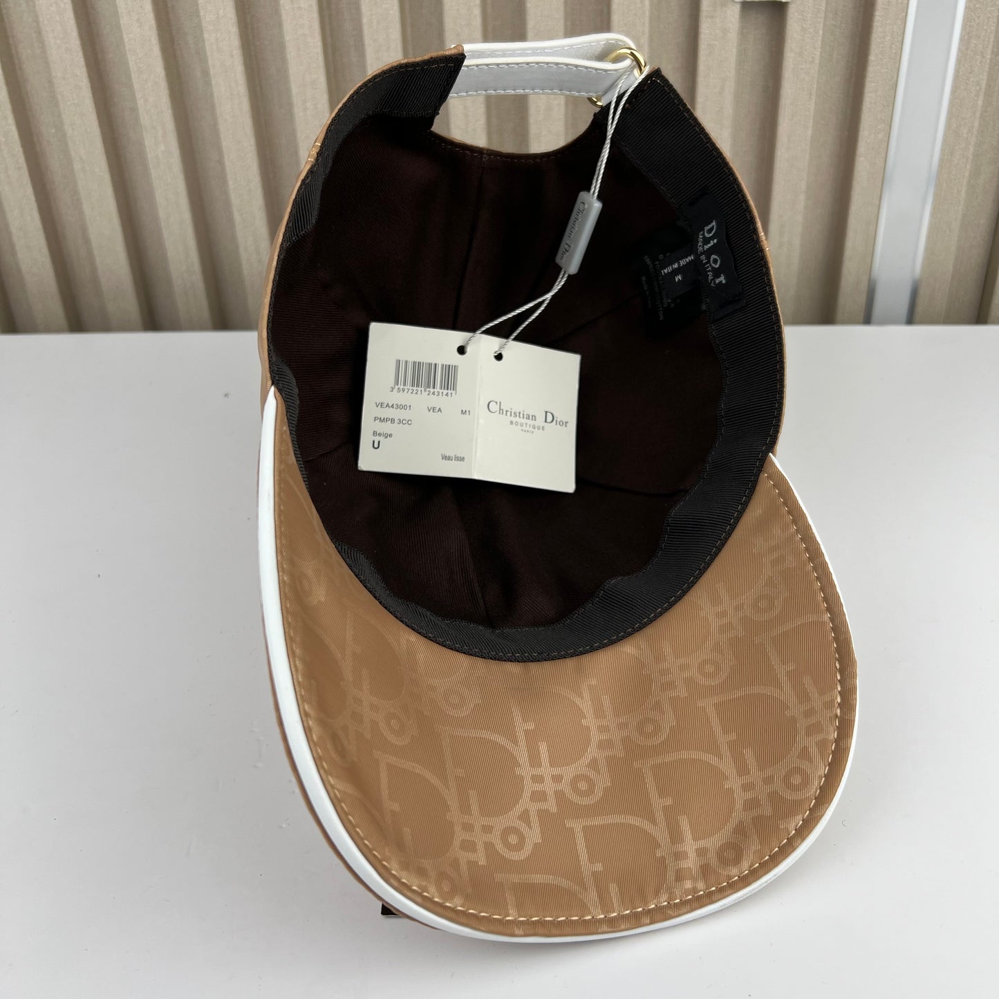CASQUETTE DIOR QUALITÉ SUPÉRIEURE D185
