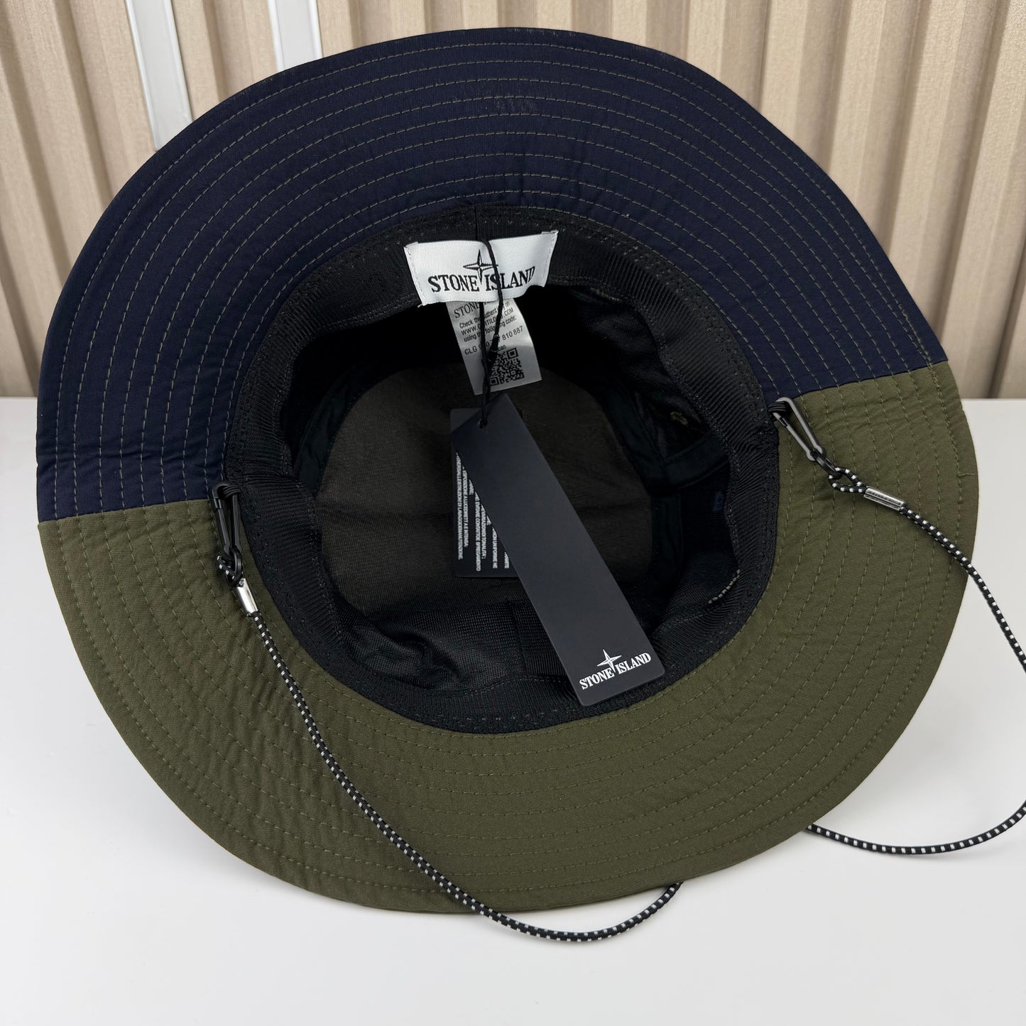 CHAPEAU BOB STONE ISLAND QUALITÉ SUPÉRIEURE S119