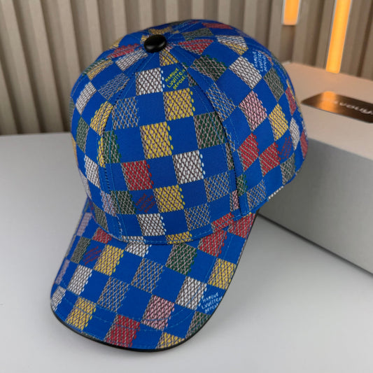 CASQUETTE LV HAUTE QUALITÉ L215