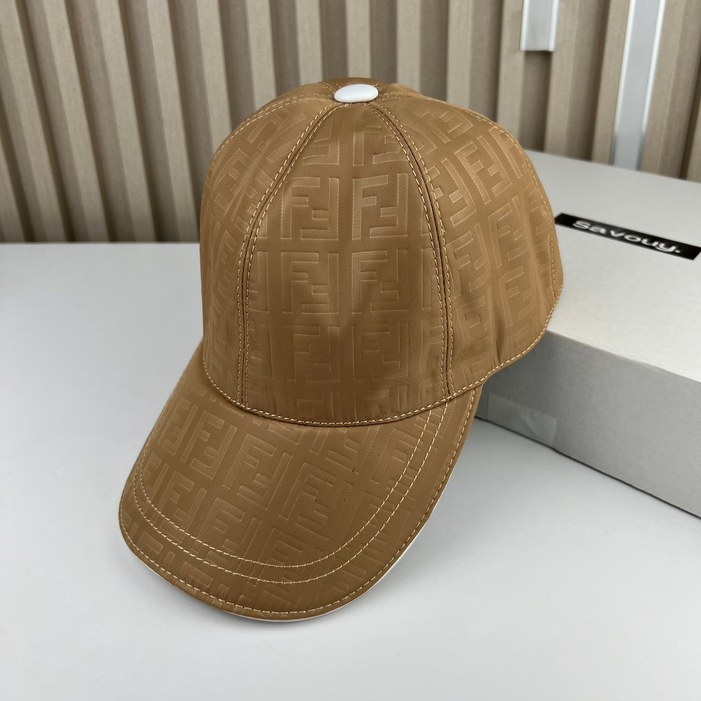 CASQUETTE FENDI QUALITÉ SUPÉRIEURE F122