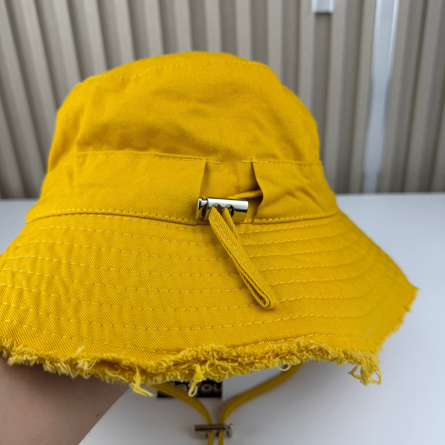 CHAPEAU BOB JACQUEMUS QUALITÉ SUPÉRIEURE JQ122