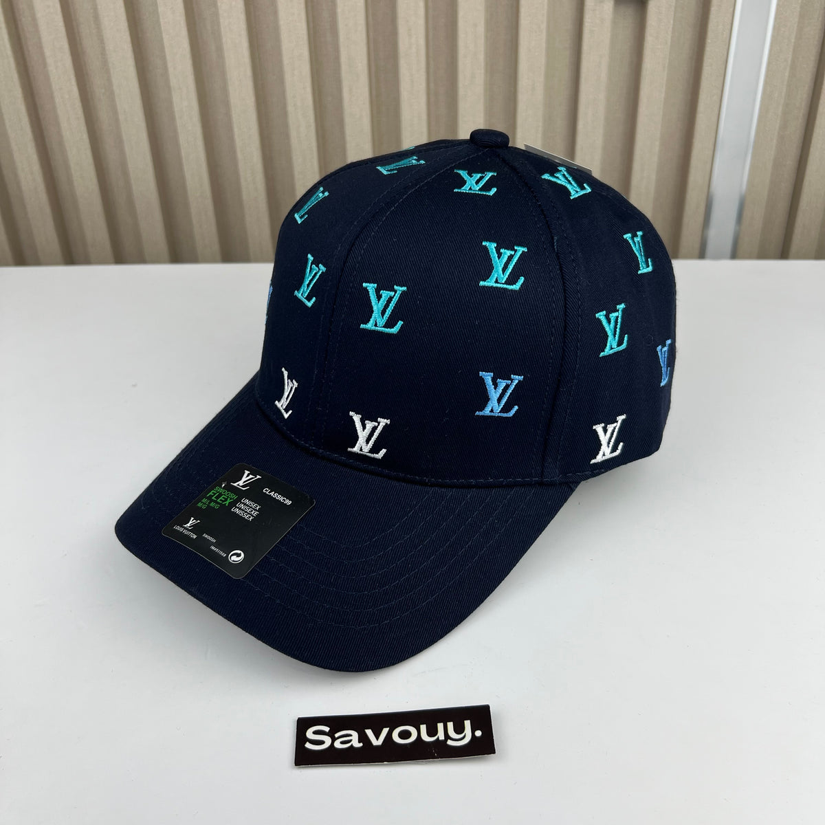 CASQUETTE LV MNG HAUTE QUALITÉ L243