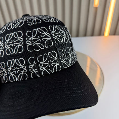 CASQUETTE LOEWE HAUTE QUALITÉ W116