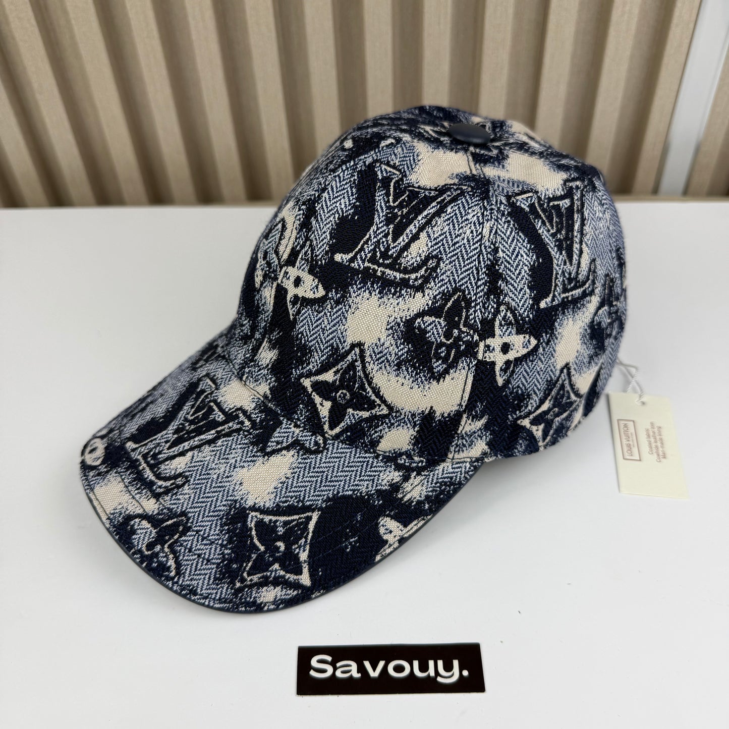 CASQUETTE LV MNG QUALITÉ SUPÉRIEURE L225