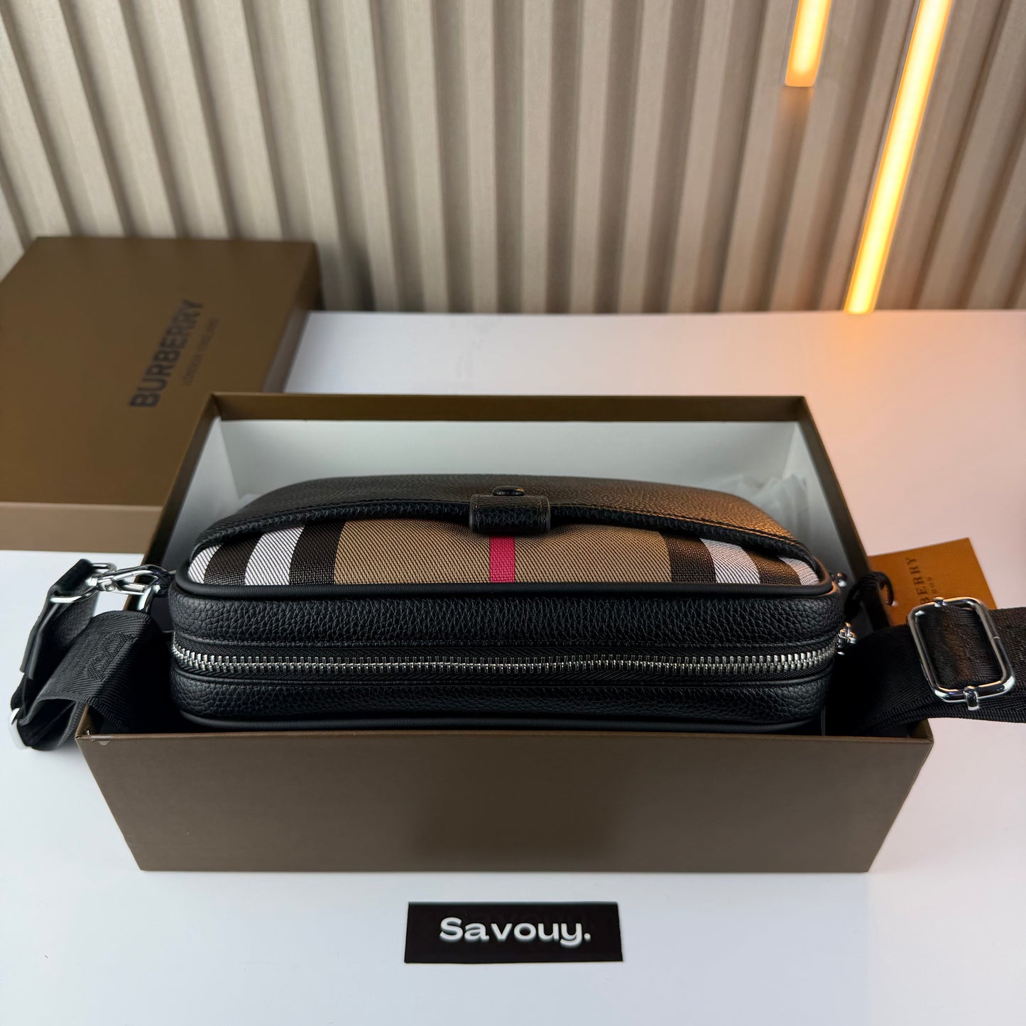 SACOCHE BURBERRY QUALITÉ SUPÉRIEURE AVEC BOX R140