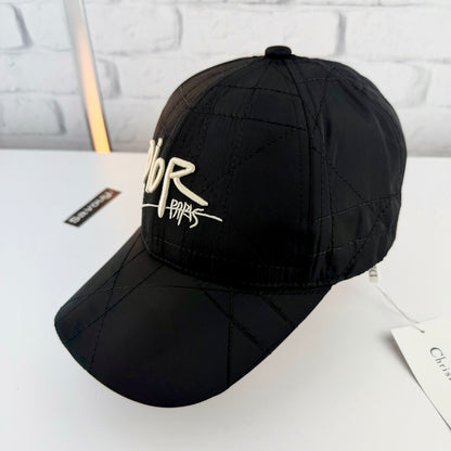 CASQUETTE DIOR QUALITÉ SUPÉRIEURE D154