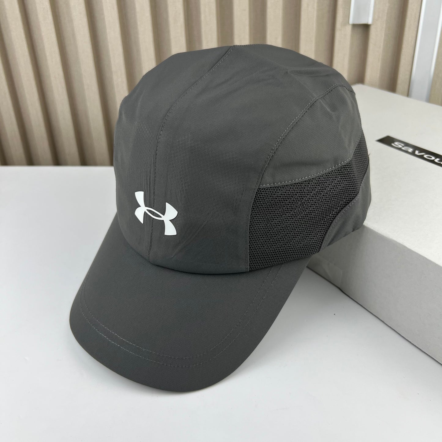 CASQUETTE UNDER ARMOUR QUALITÉ SUPÉRIEURE U103