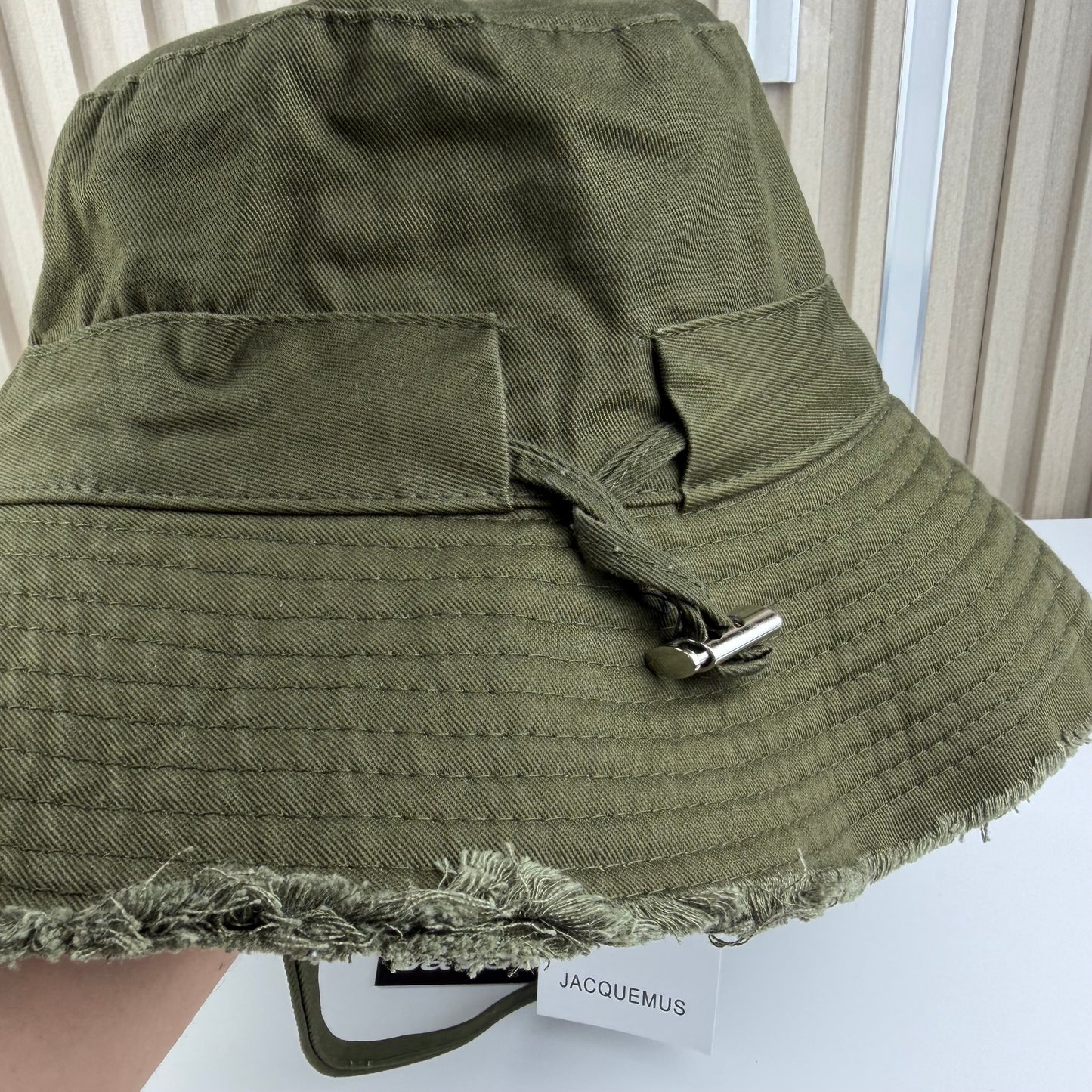CHAPEAU BOB JACQUEMUS QUALITÉ SUPÉRIEURE JQ129