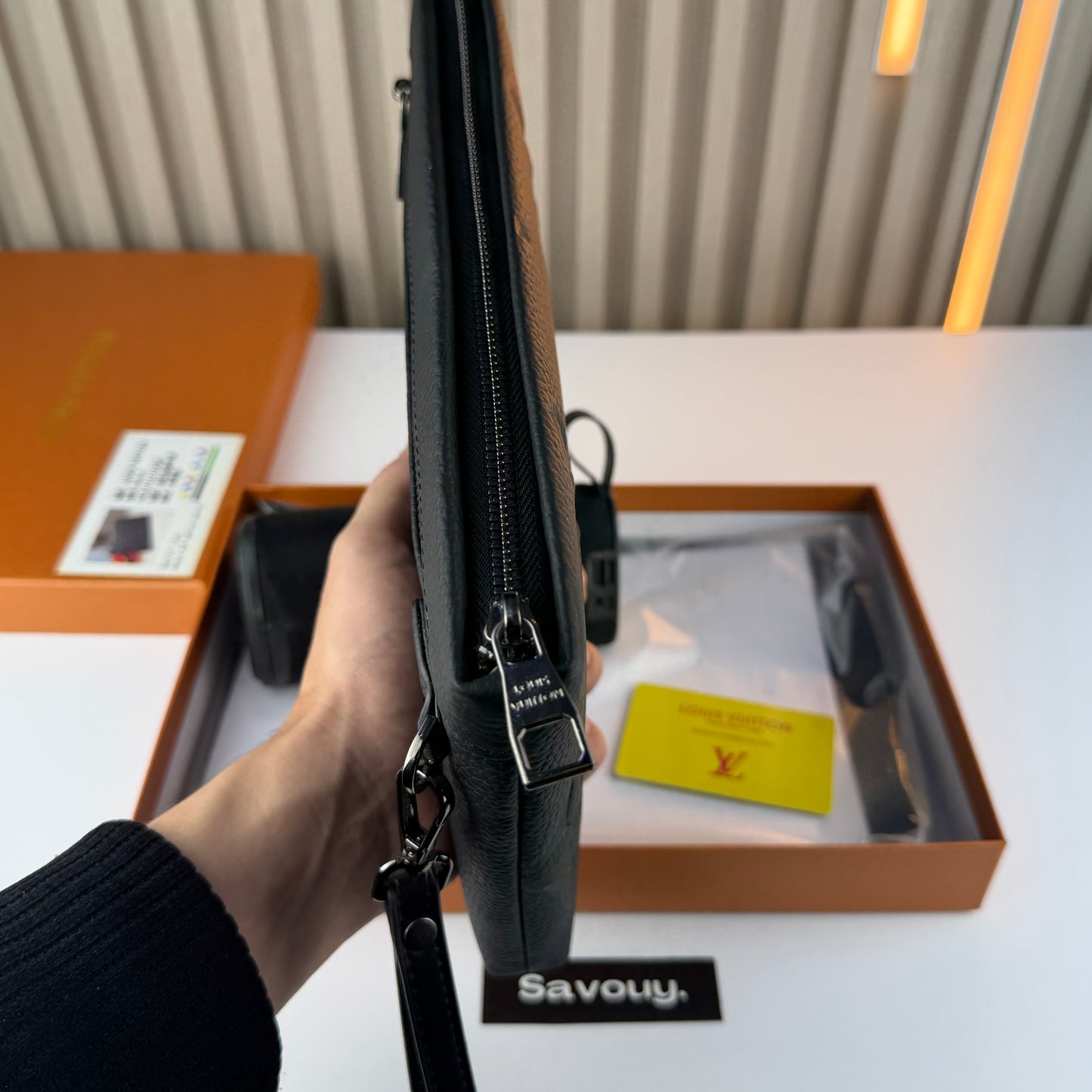 SAC À MAIN LV QUALITÉ SUPÉRIEURE AVEC BOX L199