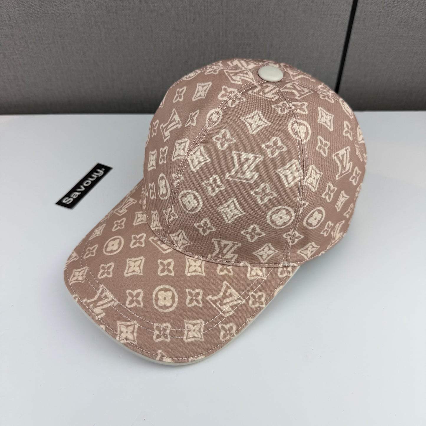 CASQUETTE LV MNG QUALITÉ SUPÉRIEURE L223