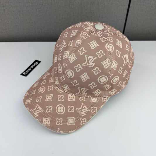 CASQUETTE LV MNG QUALITÉ SUPÉRIEURE L223