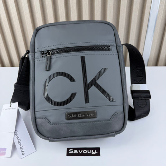 SACOCHE CALVIN KLEIN QUALITÉ SUPÉRIEURE C166
