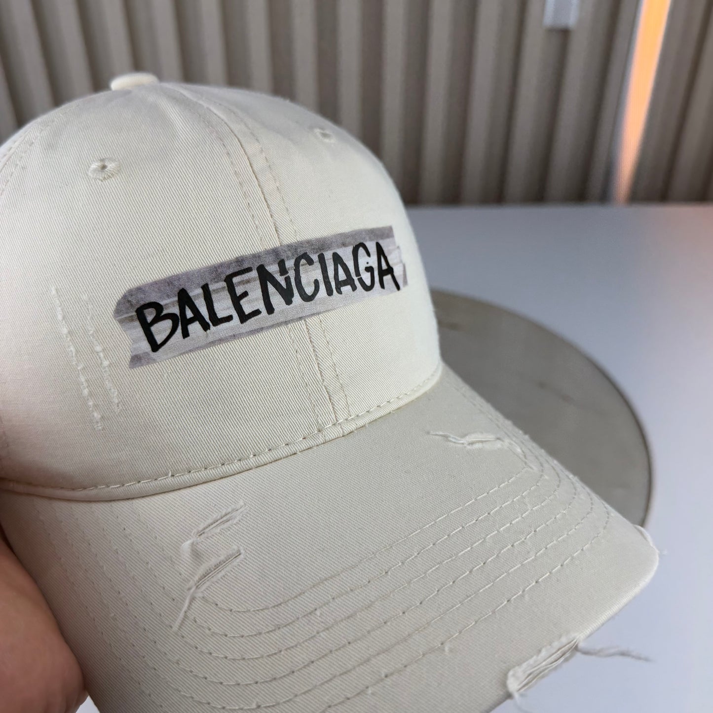 CASQUETTE BALENCIAGA QUALITÉ SUPÉRIEURE B243