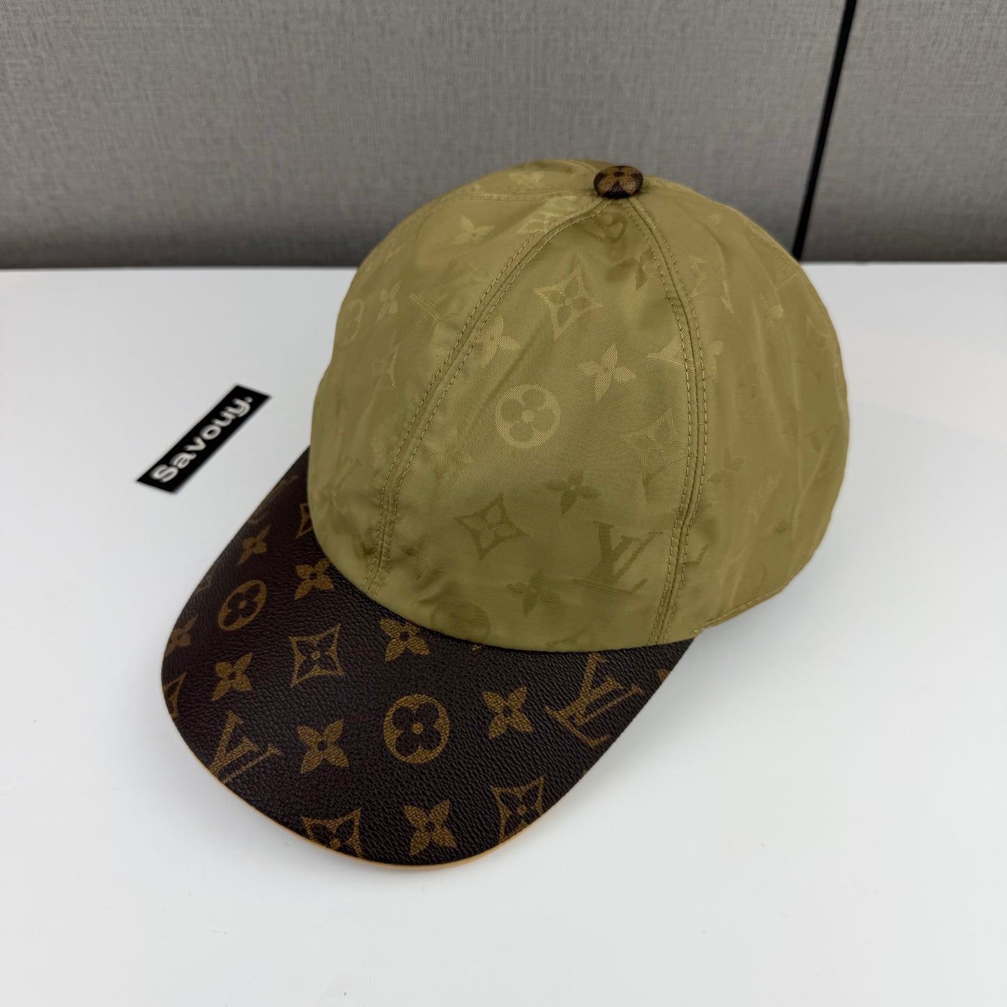 CASQUETTE LV MNG & LEATHER QUALITÉ TRIPLE A - AAA 2 TONE L230