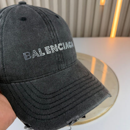CASQUETTE BALENCIAGA DIAMANT QUALITÉ SUPÉRIEURE B240