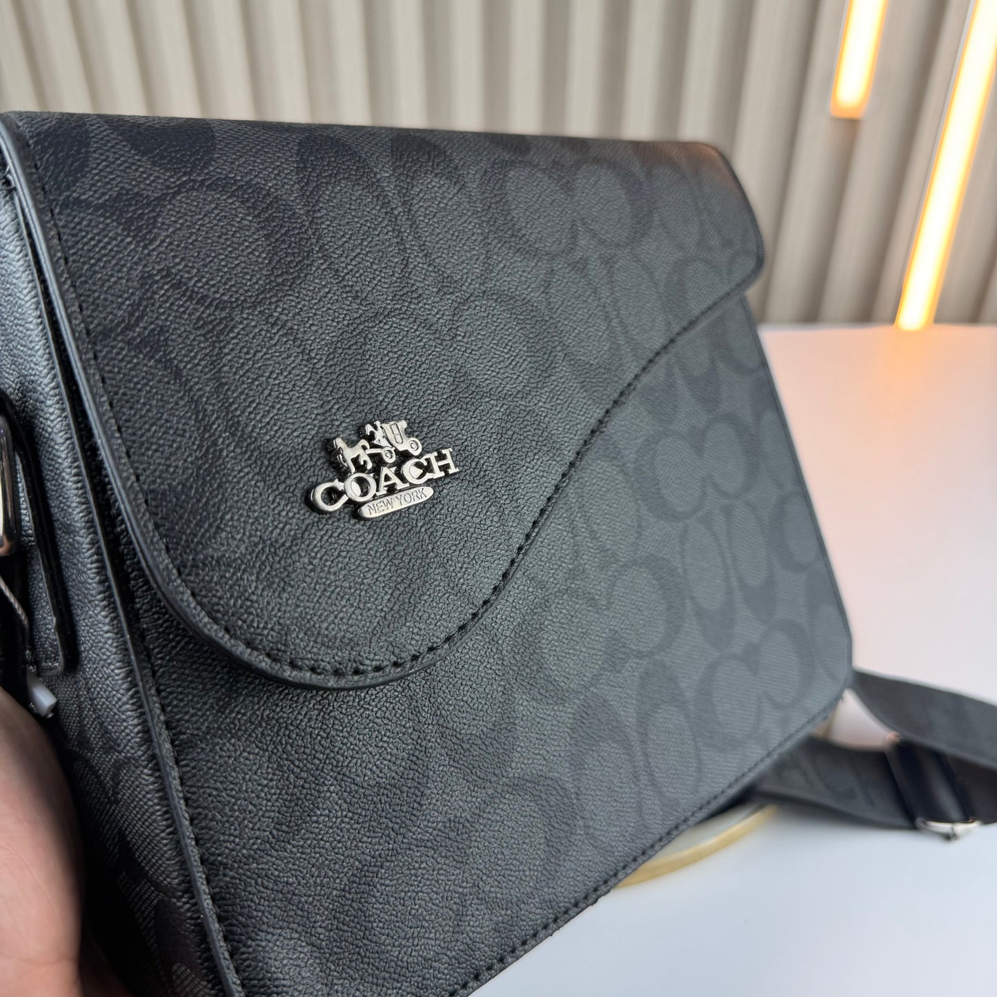 SACOCHE COACH QUALITÉ SUPÉRIEURE C151