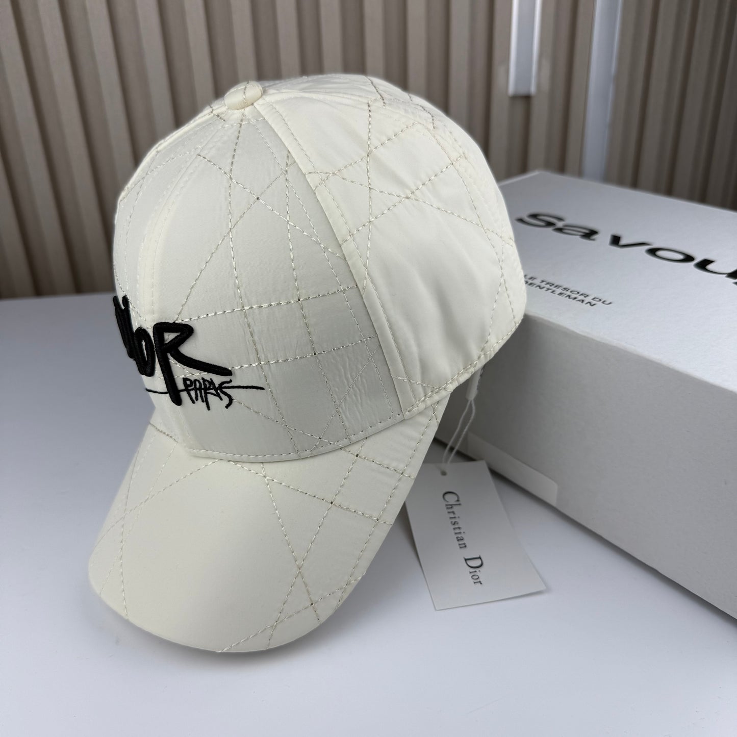CASQUETTE DIOR QUALITÉ SUPÉRIEURE D155