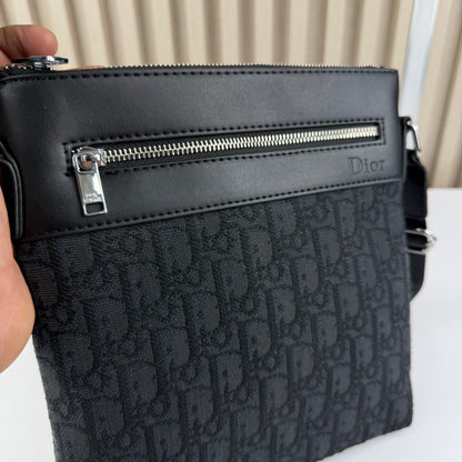 SACOCHE DIOR QUALITÉ SUPÉRIEURE D177