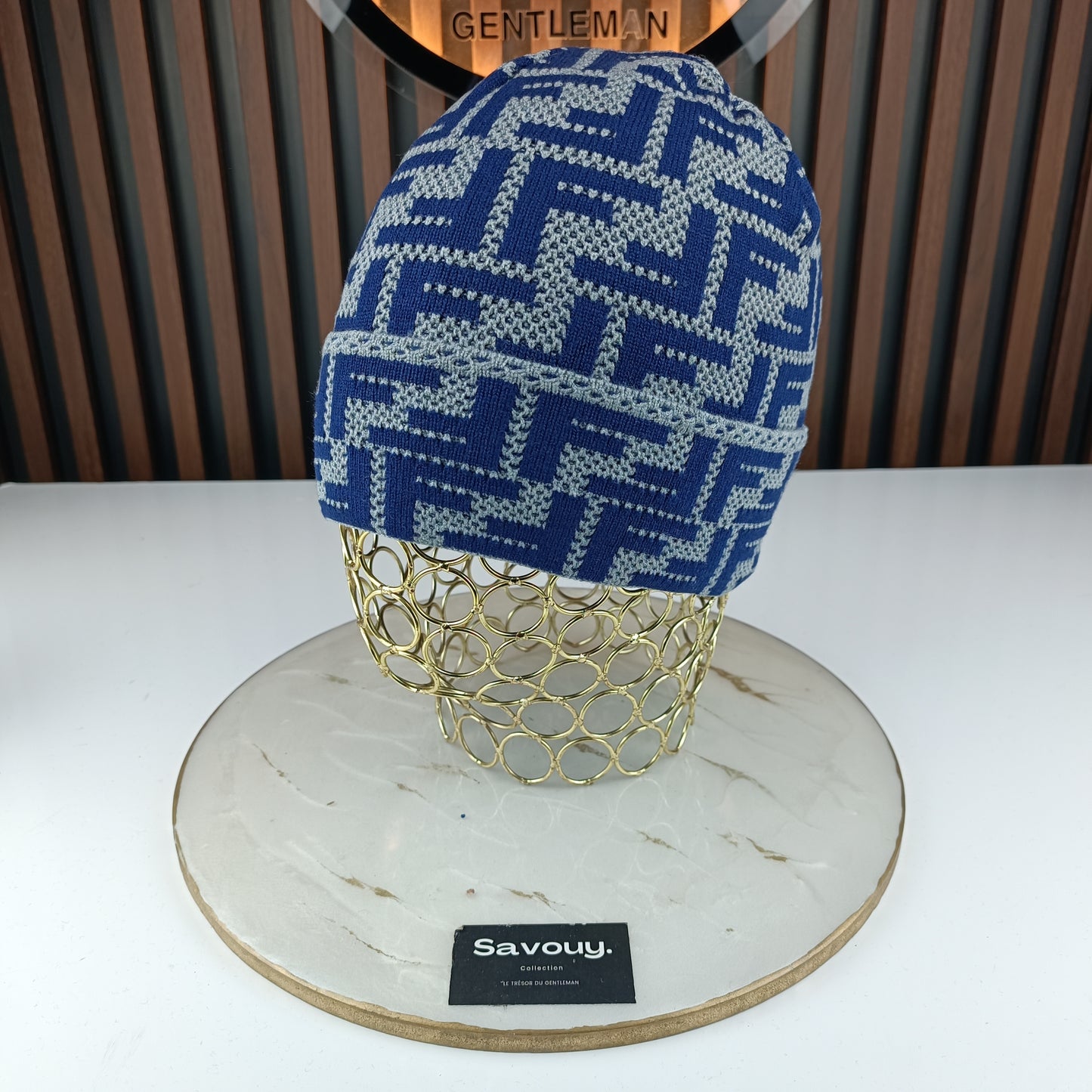 BONNET FENDI HAUTE QUALITÉ F112