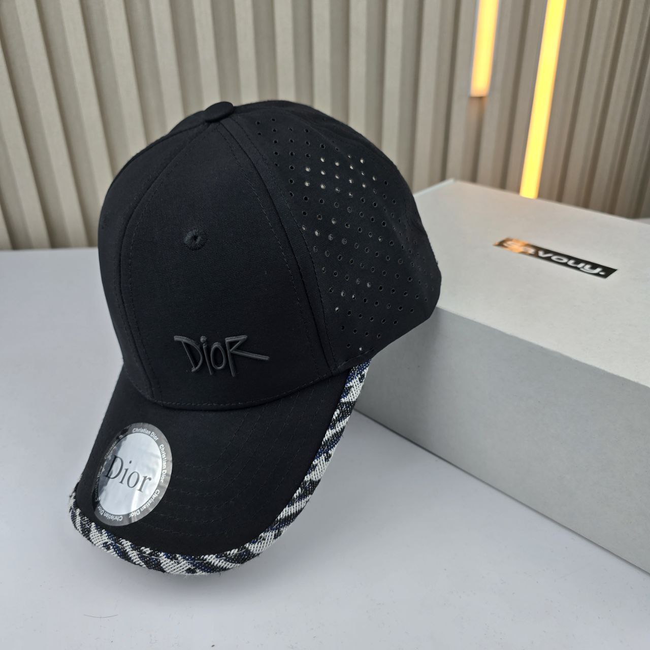 CASQUETTE DIOR HAUTE QUALITÉ D118