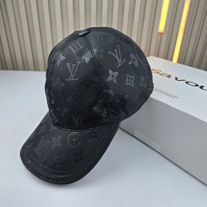 CASQUETTE LV QUALITÉ SUPÉRIEURE L190