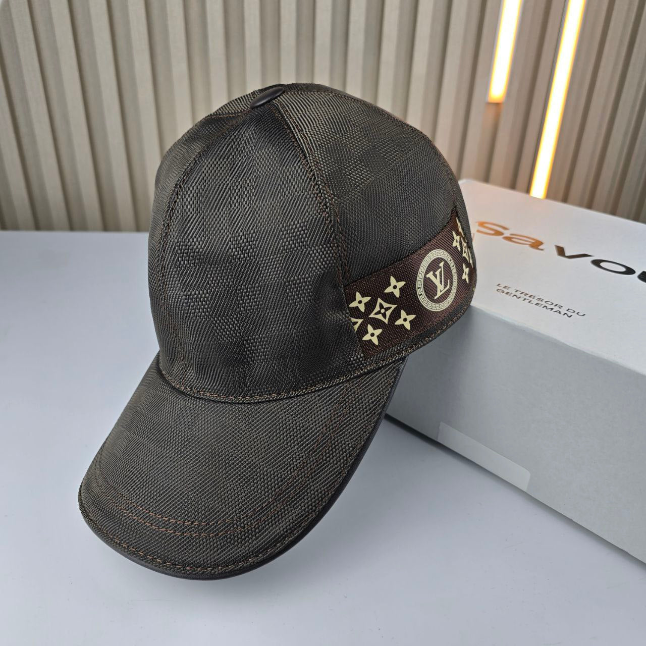 CASQUETTE LV QUALITÉ SUPÉRIEURE L186