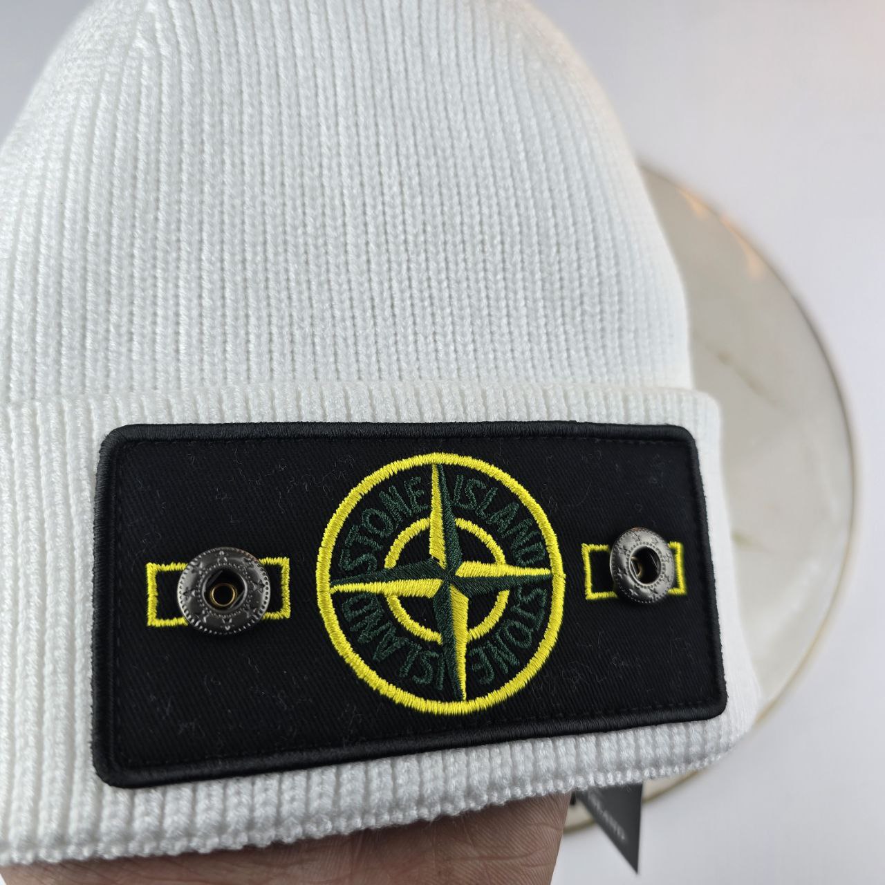 BONNET STONE ISLAND QUALITÉ SUPÉRIEURE S111
