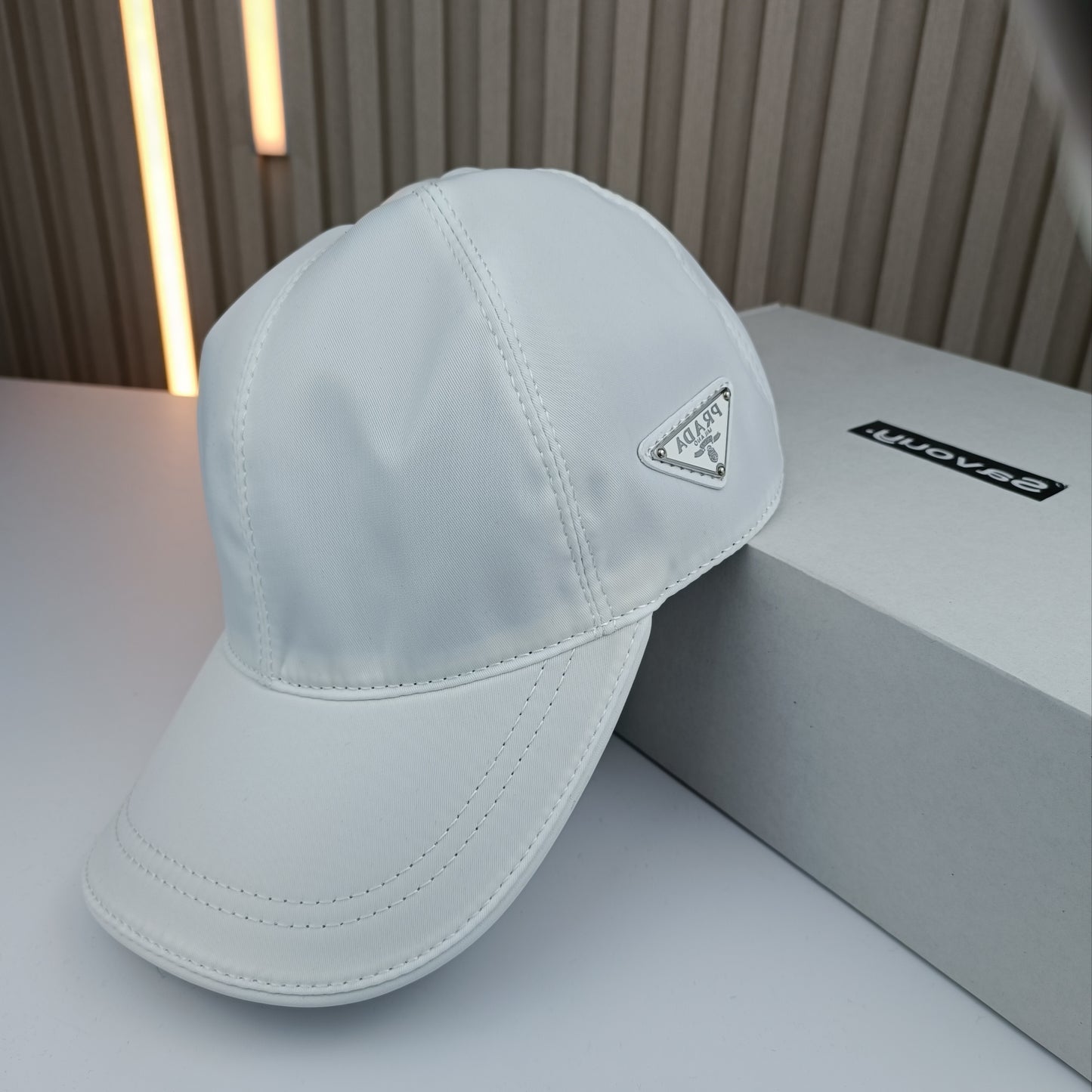 CASQUETTE PRADA QUALITÉ SUPÉRIEURE P108