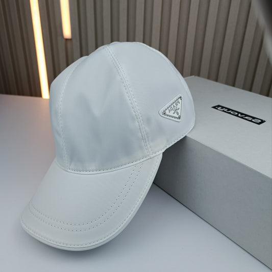 CASQUETTE PRADA QUALITÉ SUPÉRIEURE P108