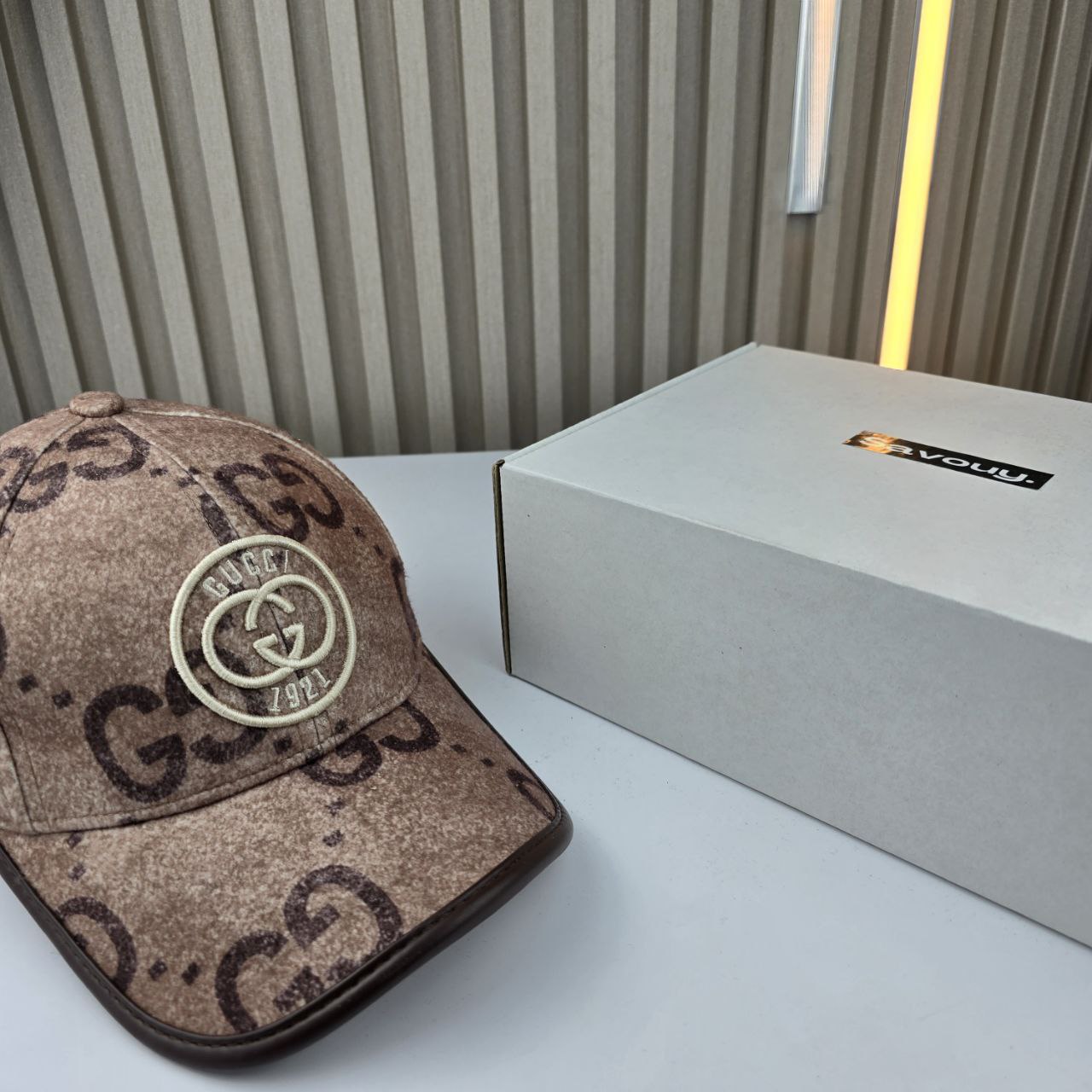 CASQUETTE GUCCI VELOURS HAUTE QUALITÉ G224