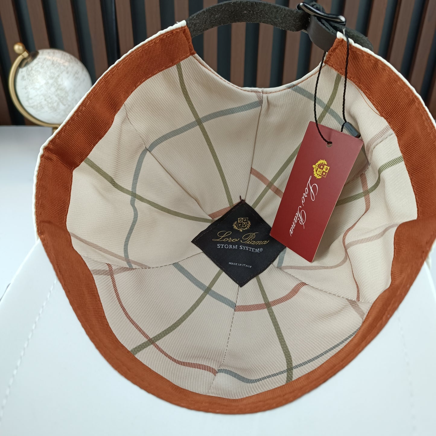 CASQUETTE Loro Piana QUALITÉ SUPÉRIEURE P129